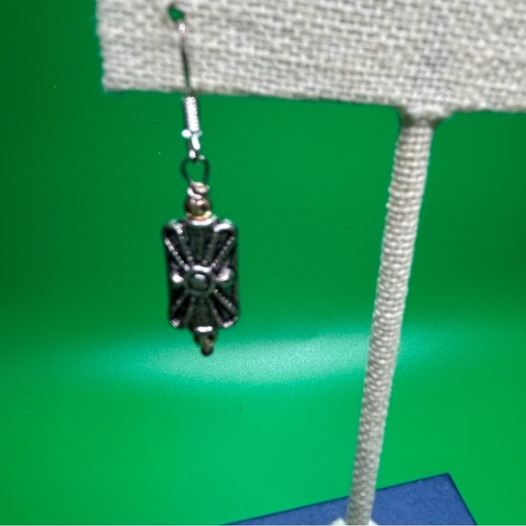 Mixed metal with Sterling Post. Artisan made - Picture 6 of 7